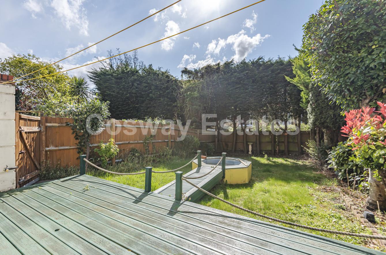 Newcombe Park, Mill Hill